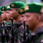 Prajurit TNI Bantu Amankan Kantor Kejaksaan di Seluruh Indonesia