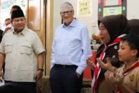 Prabowo dan Bill Gates Tinjau Program Makan Bergizi Gratis di Sekolah Dasar