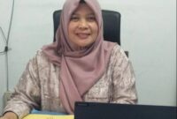 Kepala Badan Kepegawaian dan Pengembangan Sumber Daya Manusia (BKPSDM) Kota Sungai Penuh, Nina Pastian