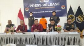 WNA Asal Tiongkok Diamankan Imigrasi Saat Berjualan di Pasar Sungai Penuh