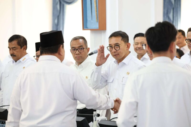 Lebih dari 100 Sejarawan Kembali Susun Ulang Sejarah Nasional Indonesia  (Foto: X/@fadlizon)