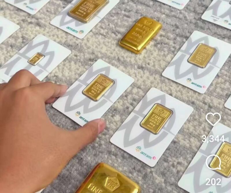 Harga Emas Global dan Emas Antam Melonjak Akibat Gejolak Internasional  (Foto:IG Antam)