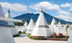 7 Destinasi Glamping di Puncak Paling Nyaman & Instagramable, Cocok untuk Liburan Anti Ribet
