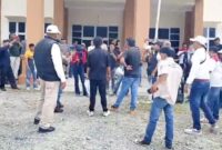 Gabungan LSM Kerinci - Sungai Penuh saat Berorasi di Inspektorat Kota Sungai Penuh.