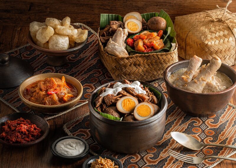 Ilustrasi. Rekomendasi Kuliner Murah di Jogja yang Enak, Legendaris, dan Ramah di Kantong.  (Foto: indonesiakaya.com)