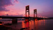 7 Rekomendasi Tempat Liburan yang Lagi Hits di Sumatera Selatan, Surganya Wisata Alam dan Budaya. (Foto: travel.okezone.com)