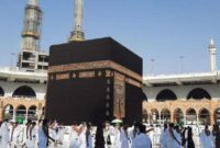 Ilustrasi saat jemaah haji melakukan Tawaf. (Foto: Pinterest)