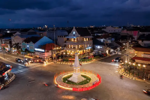 Ilistrasi. Wisata Malam di Jogja, 10 Destinasi Romantis & Seru yang Wajib Dikunjungi. (Foto: wisatalova)