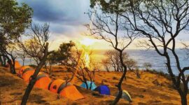 Ilustrasi. 8 Tempat Camping Instagramable dan Terhits di Indonesia yang Wajib Kamu Kunjungi. (Foto: setapaklangkah.com)