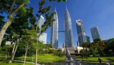 7 Wisata Malam di Malaysia yang Wajib Dikunjungi: Menikmati Keindahan Negeri Jiran Saat Hari Menjelang Gelap. (Foto: expedia.com.au)