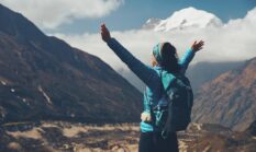 7 Rekomendasi Gunung yang Ramah Didaki Sendiri untuk Pemula: Pendakian Aman & Menyenangkan