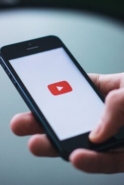 Pembaruan Aturan YouTube 15 Juli 2025: Konten AI Dibatasi, Kreator Wajib Tahu!