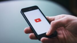 Pembaruan Aturan YouTube 15 Juli 2025: Konten AI Dibatasi, Kreator Wajib Tahu!. (Foto: Pixabay)