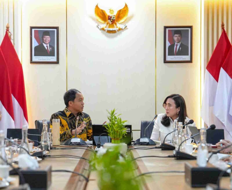 Pertemuan Menteri Pariwisata Widiyanti Putri Wardhana dan Menteri Kehutanan Raja Juli Antoni  (Foto: dok Kemenhut)