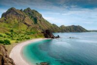 Pesona Labuan Bajo: Destinasi Wisata Indah dan Eksotis di Nusa Tenggara Timur. (Foto: windows10spotlight)