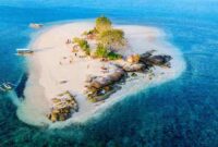 12 Destinasi Wisata Terbaik di Lombok yang Wajib Dikunjungi. (Foto: lombok.com)