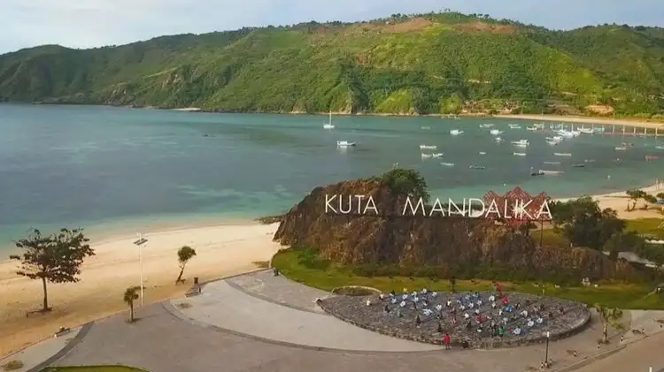 Mandalika Lombok: Panduan Terlengkap Wisata Olahraga, Relaksasi, Pantai Eksotis, dan Budaya Lokal Pasca MotoGP. (Foto: wisatalombok.co.id)