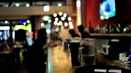 Ilustrasi. 10+ Kafe Murah di Jalan Arifin Ahmad Pekanbaru yang Nyaman untuk Nongkrong & Work from Cafe. (Foto: Pixabay)