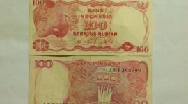 Uang kertas dengan nilai Rp100 emisi 1984 (Foto: Dokumentasi/Bank Indonesia)