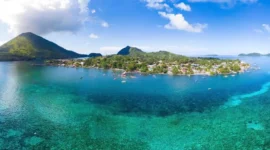 Destinasi Wisata Akhir Tahun di Banda Neira, Surga Tersembunyi di Maluku (Foto: yachtsourcing)