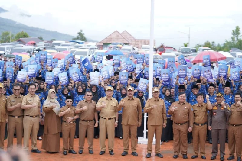 Bupati Kerinci Serahkan SK kepada 546 PPPK Formasi 2024