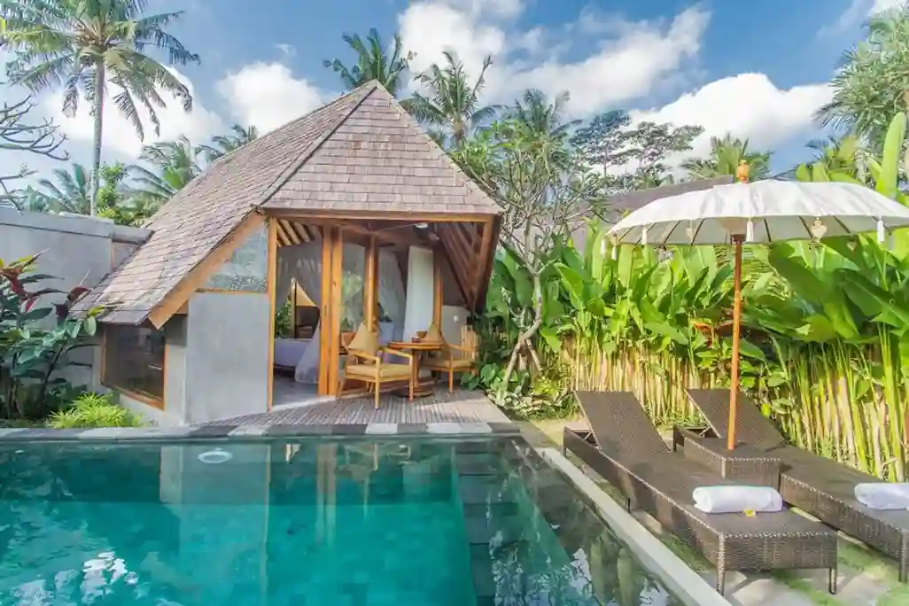 Private villa romantis di Ubud dengan kolam renang pribadi
