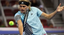 Arsip Foto - Petenis Jerman Alexander Zverev vs  Rusia Daniil Medvedev dalam laga babak semi final Turnamen Tenis China Open, di National Tennis Center, Beijing, China, Selasa (3/10/2023). (Foto: ANTARA FOTO/REUTERS/Florence LO/hp/am)