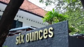 Nongkrong di Six Ounces Coffee: Tempat Favorit untuk Pecinta Kopi dan Suasana Cozy (Foto: ajourneybespoke)