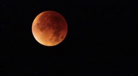 Ilustrasi gerhana Bulan total. (Foto: Pixabay)