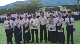 MTsN 1 Sungai Penuh Apresiasi 5 Siswa Lolos OMI Jambi