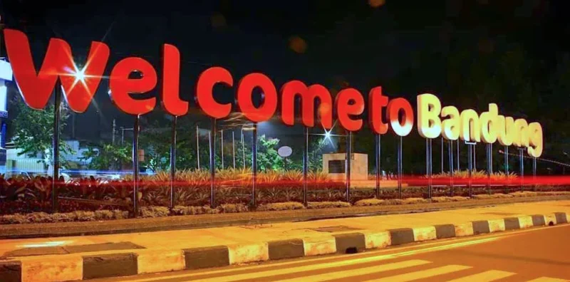Panduan Wisata Lengkap ke Bandung Akhir Tahun 2025 (Foto: hoopiz)