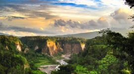 Ilustrasi. 20 Tempat Wisata Terindah di Indonesia yang Wajib Dikunjungi  (Foto: liputan6)