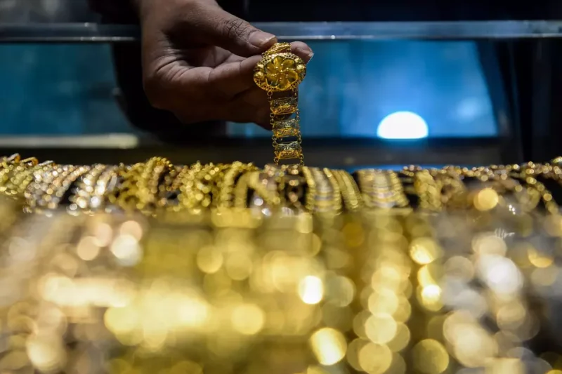 ilustrasi harga emas perhiasan. (ANTARA FOTO/Putra M. Akbar)