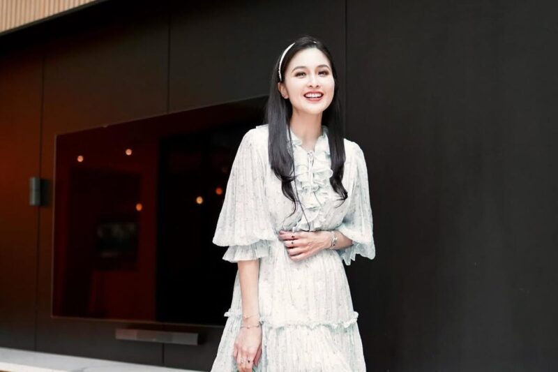 Sandra Dewi Hentikan Gugatan soal Penyitaan Aset, Ini Alasan di Baliknya (Foto: Instagram @sandradewi88)