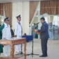 Bupati Monadi Lantik Dua Kades Penggati Antar Waktu