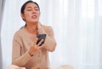 Terlalu Lama Main HP Bisa Bikin Pusing? Ini Fakta Ilmiahnya! (Ilustrasi: Medcom)