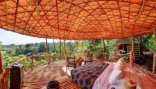 Staycation Hotel Berkonsep Eco-Friendly di Indonesia: Liburan Nyaman Tanpa Merusak Alam (Foto: bambuindah)