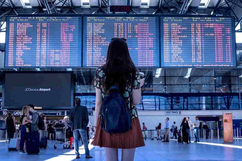 Ilustrasi. Tips Hemat Booking Tiket Pesawat Online, Rahasia Dapat Harga Murah!. (Foto: Pixabay)