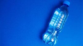 Air minum dalam kemasan (Foto: Getty/ilustrasi)