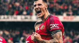 Selebrasi Benjamin Sesko usai cetak gol kedua bagi Manchester United ke gawang Sunderland (Foto: Instagram/ @benjaminsesko)