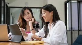 Seorang mahasiswa sedang menjalankan magang disebuah perusahaan (Foto: Freepik)