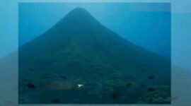 Gunung yang lebih tinggi dari Everest (8840 meter), Mauna Kea (10.210 meter) merupakan gunung bawah laut yang terletak di Kepulauan Hawaii, Amerika Serikat (Foto: tangkapan layar akun TikTok @agus8734)