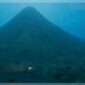Gunung yang lebih tinggi dari Everest (8840 meter), Mauna Kea (10.210 meter) merupakan gunung bawah laut yang terletak di Kepulauan Hawaii, Amerika Serikat (Foto: tangkapan layar akun TikTok @agus8734)