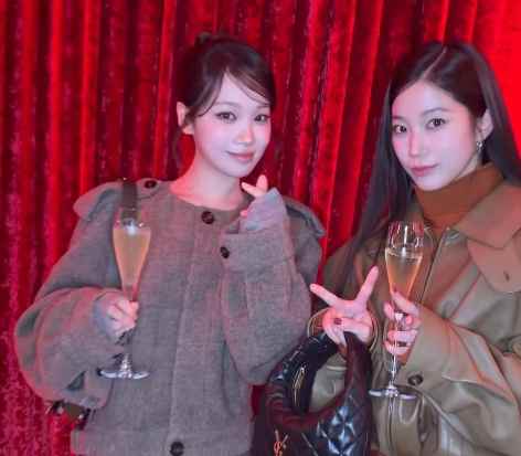 Artis Korea di Acara Love Your W 2025 (Foto: Instagram @wkorea)