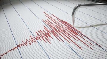 Ilustrasi seismograf (Foto: Pinterest)
