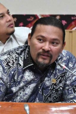 Rumah Ketua Majelis Hakim PN Medan Terbakar, DPR Desak Perlindungan