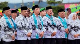 Ribuan Guru Peringati HGN dan HUT PGRI di Kerinci, Monadi: Mereka Fondasi Masa Depan