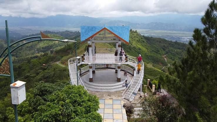 Bukit Khayangan Sungai Penuh, Destinasi Negeri di Atas Awan yang Menawan (Foto:Google)
