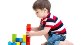 Anak berman balok. (Foto: shutterstock)