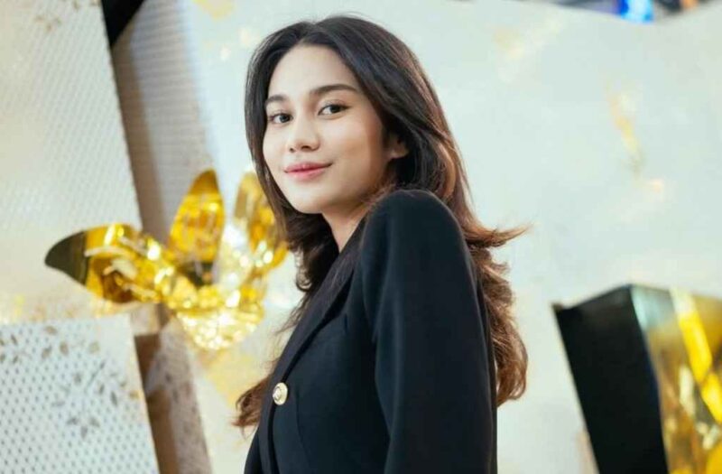 Klarifikasi Azizah Salsha Soal Perceraian dengan Pratama Arhan: Keputusan Akhir Juni 2025 (Foto: instagram @azizahsalsha_)